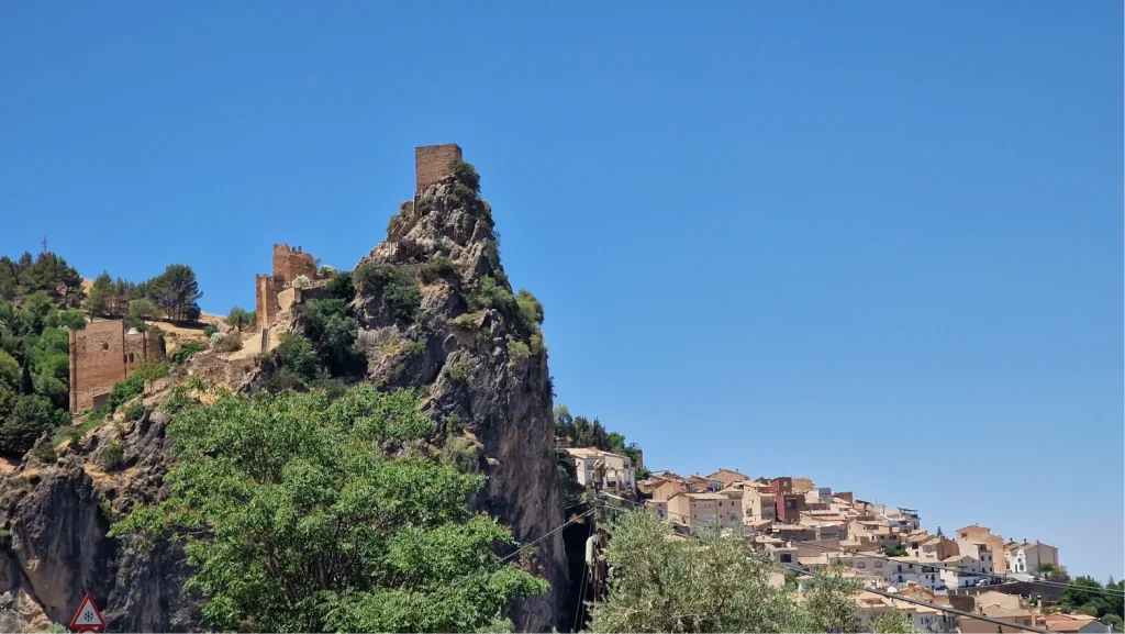 castillo-de-la-iruela