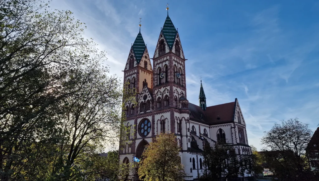 Iglesia-del-Corazón-de-Jesús-Friburgo
