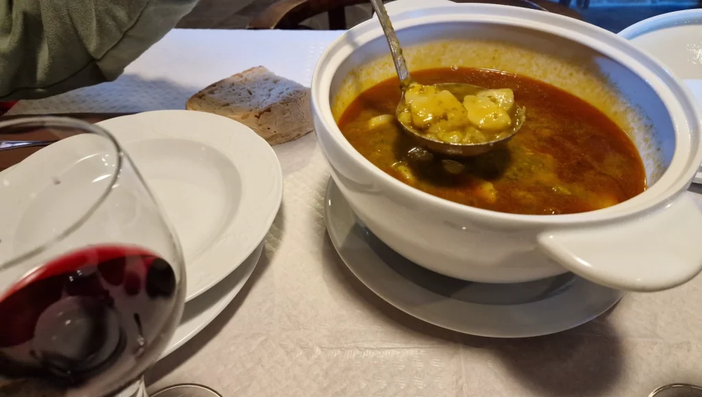 Pote-As-Cortes-Pesoz