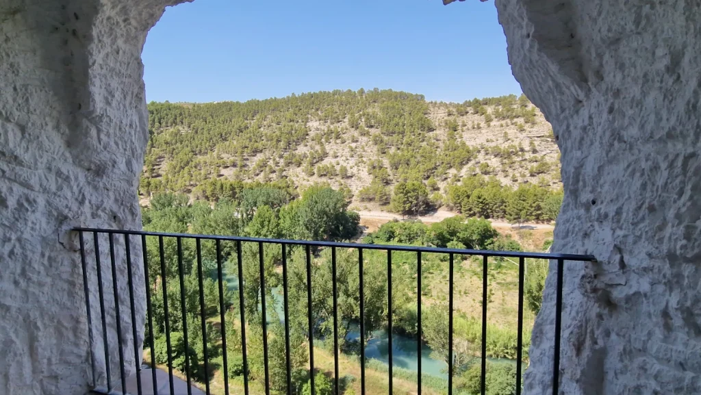 Vistas-Cuevas-Alcalá-del-Júcar
