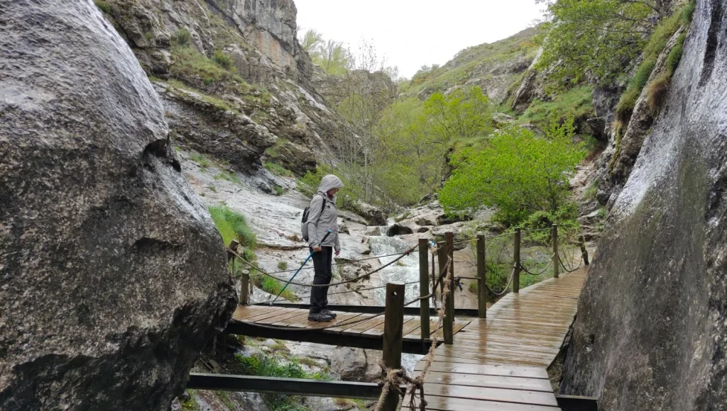 Pasarelas-Hoces-del-Villar