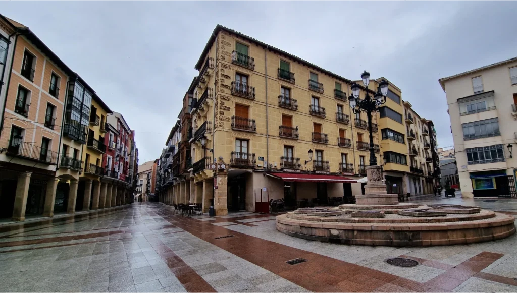 Plaza-el-Rosel-y-San-Blas-Soria