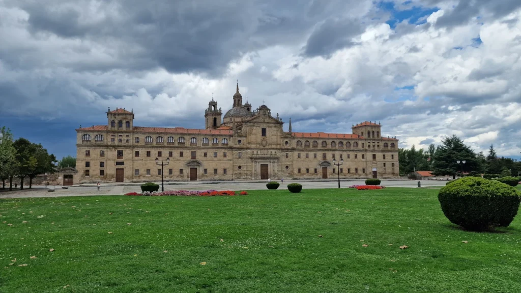 Colegio-Nuestra-Señora-de-la-Antigua