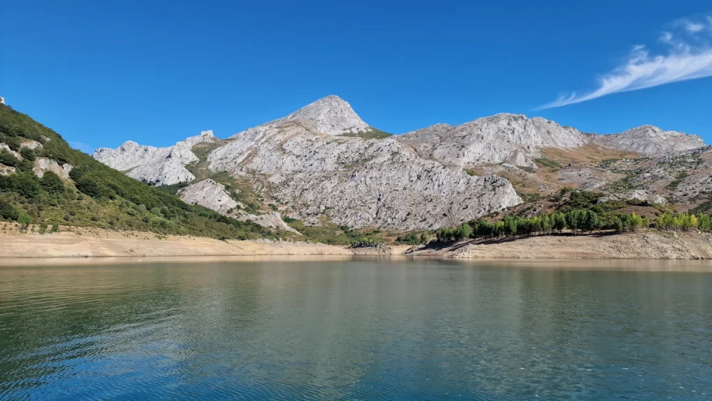 Vistas-crucero-fiordos-leoneses