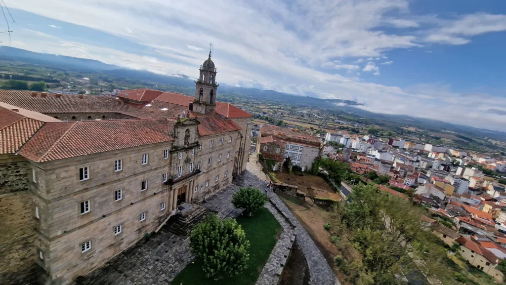 Monasterio-San-Vicente-del-Pino