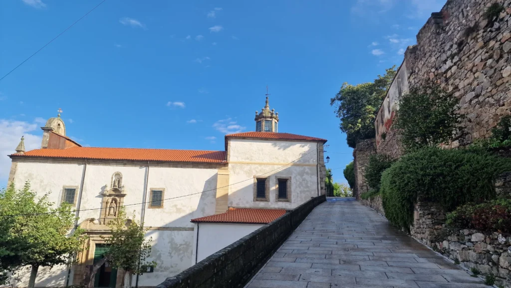 Rúa-de-Santo-Domingo-Monforte-de-Lemos