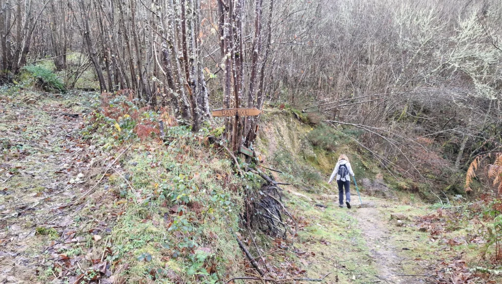 Cartel-indicador-Banduxu