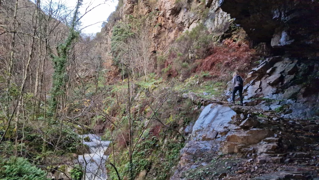 Cobanera-Camino-Medieval-Bandujo