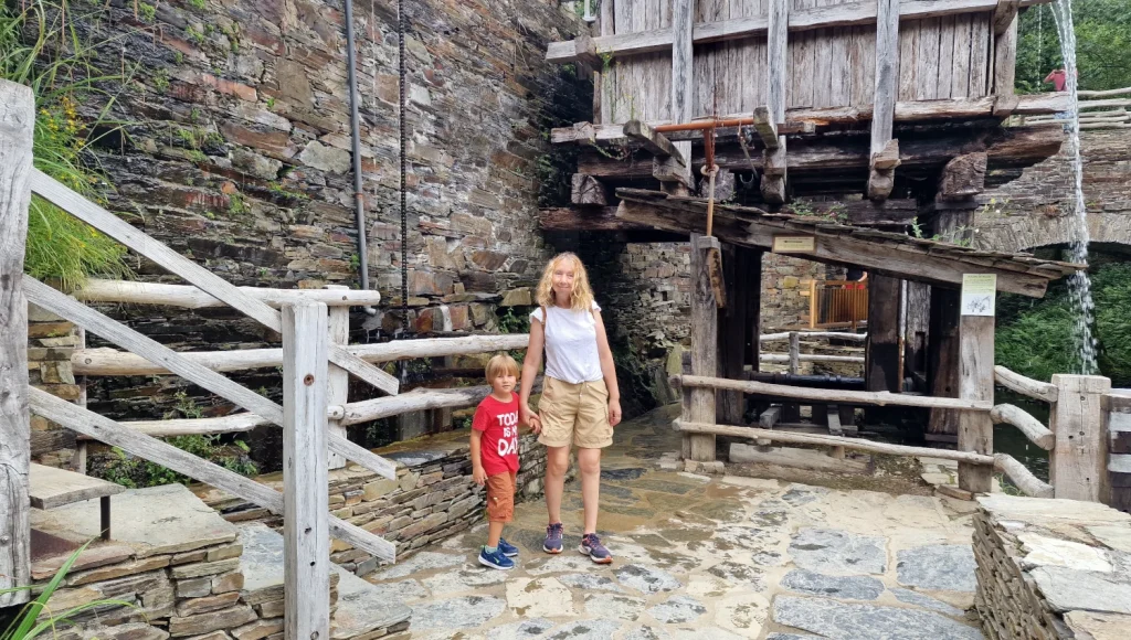 Museo-de-Mazonovo-Taramundi