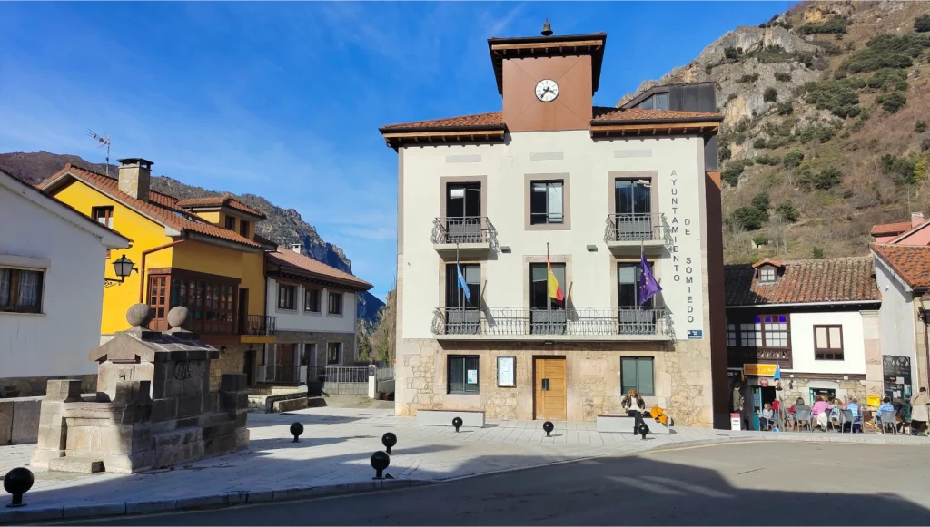 Ayuntamiento-de-Somiedo