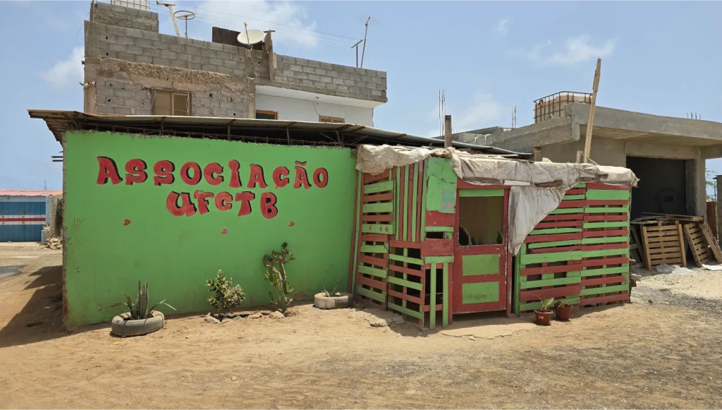 Asociación-benéfica-Espargos-Isla-de-Sal