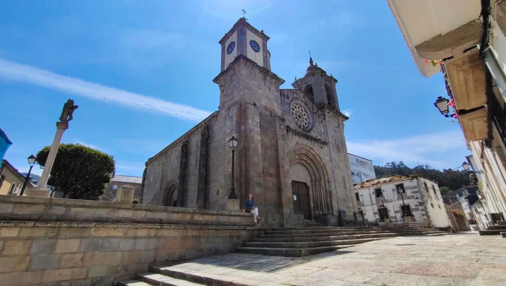Iglesia-de-Santa-María-do-Campo-Viveiro