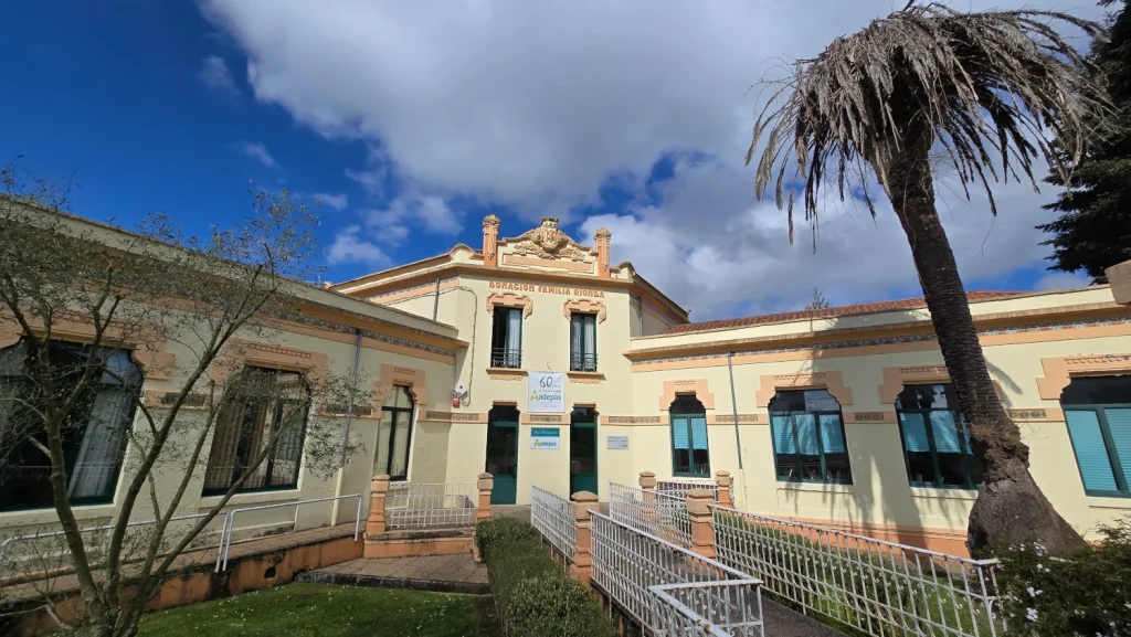 Escuelas-Fundación-Alonso-Rionda-Noreña