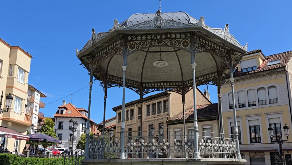 Quiosco-de-la-música-Noreña