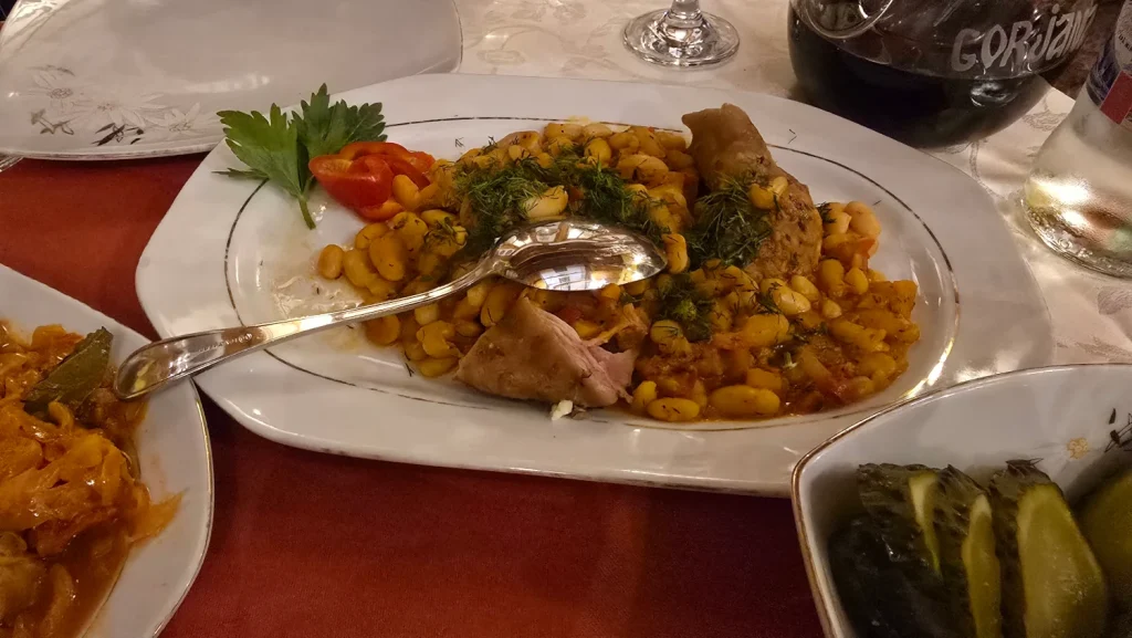 Restaurante-Casa-Gorjana-Bucarset