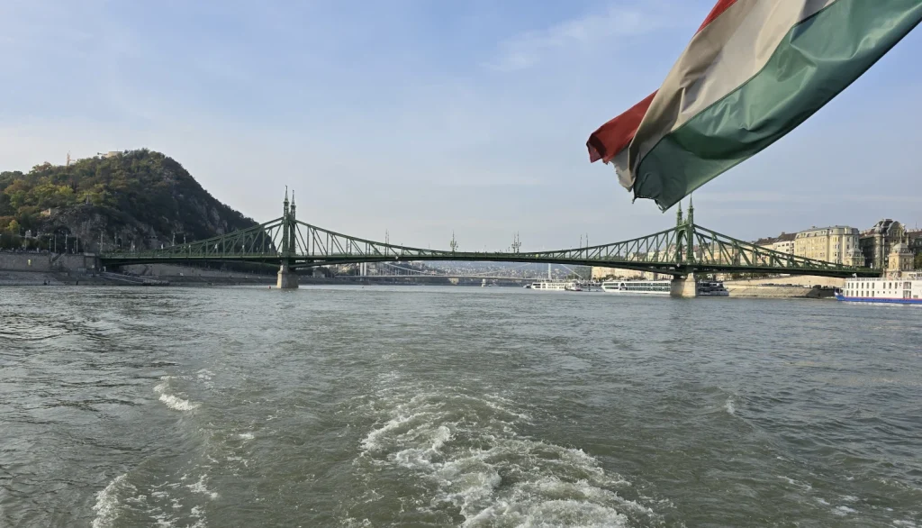 Puente-de-la-Libertad-Budapest