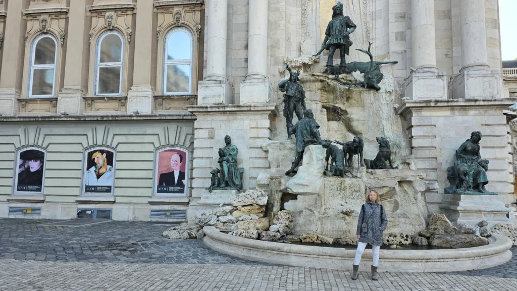 Patio-interior-Castillo-de-Buda-Budapest