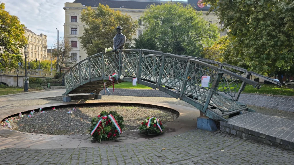 Estatua-Imre-Nagy-Budapest