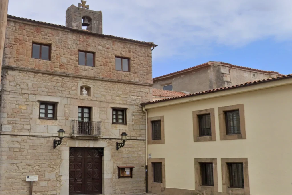 Iglesia-de-San-Salvador-Celorio
