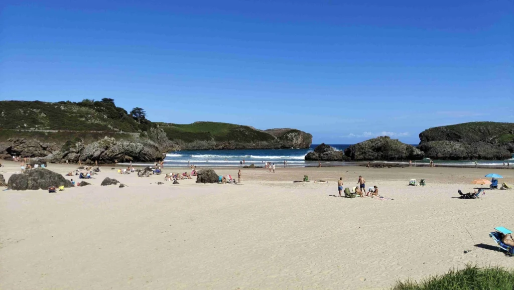 Playa-de-Barro-Llanes