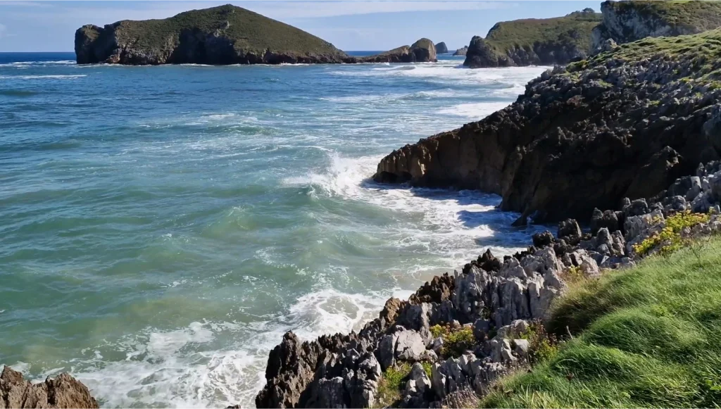 Playa-de-San-Martín-Llanes