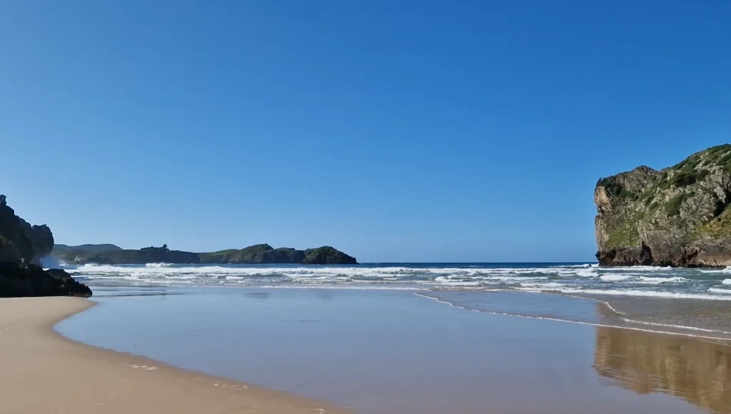 Playa-de-San-Martín-Llanes