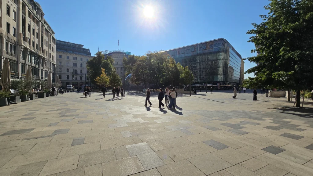 Plaza-Vorosmarty-Budapest