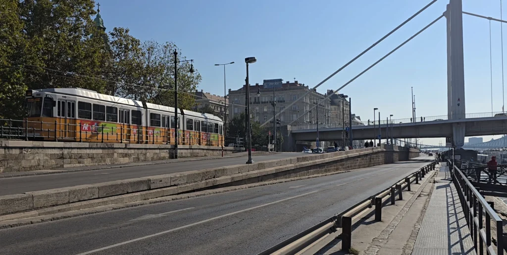 Línea-2-Tranvía-Budapest