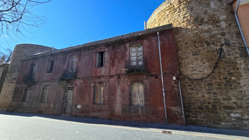 Avenida-de-los-cubos-León