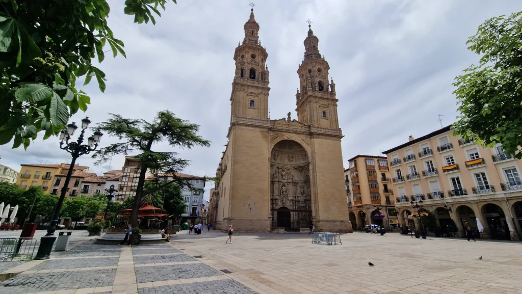 Concatedral-de-Santa-María-la-Redonda-Logroño