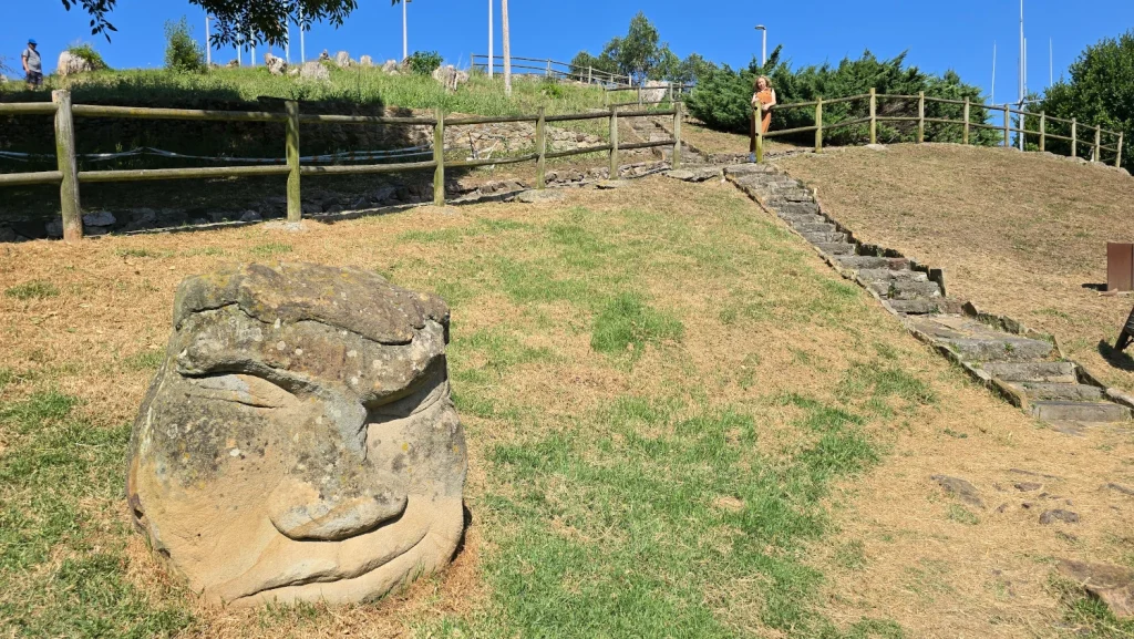 Escultura-El-Chato-Candás