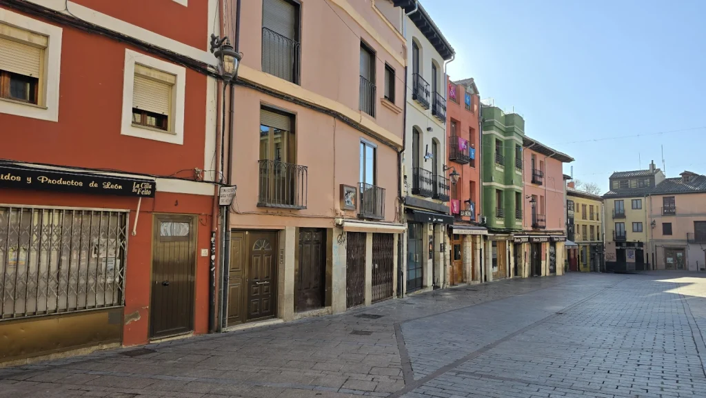 Plaza-San-Martín-León