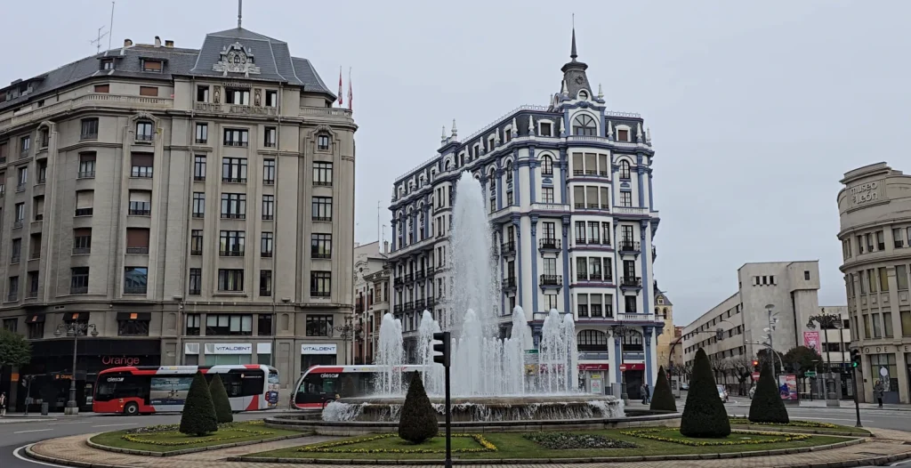 Plaza-de-Santo-Domingo-León