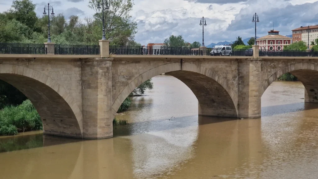 Puente-de-Piedra-Logroño