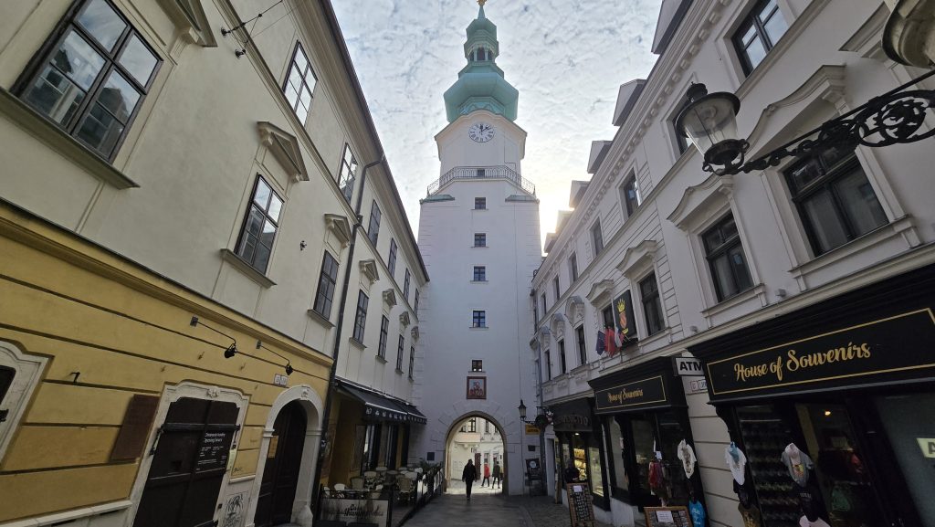Puerta-de-San-Miguel-Bratislava