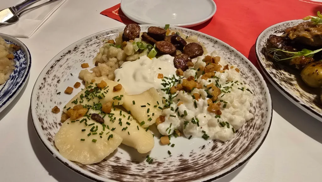 Restaurante-Koliba-Kamzík-Bratislava