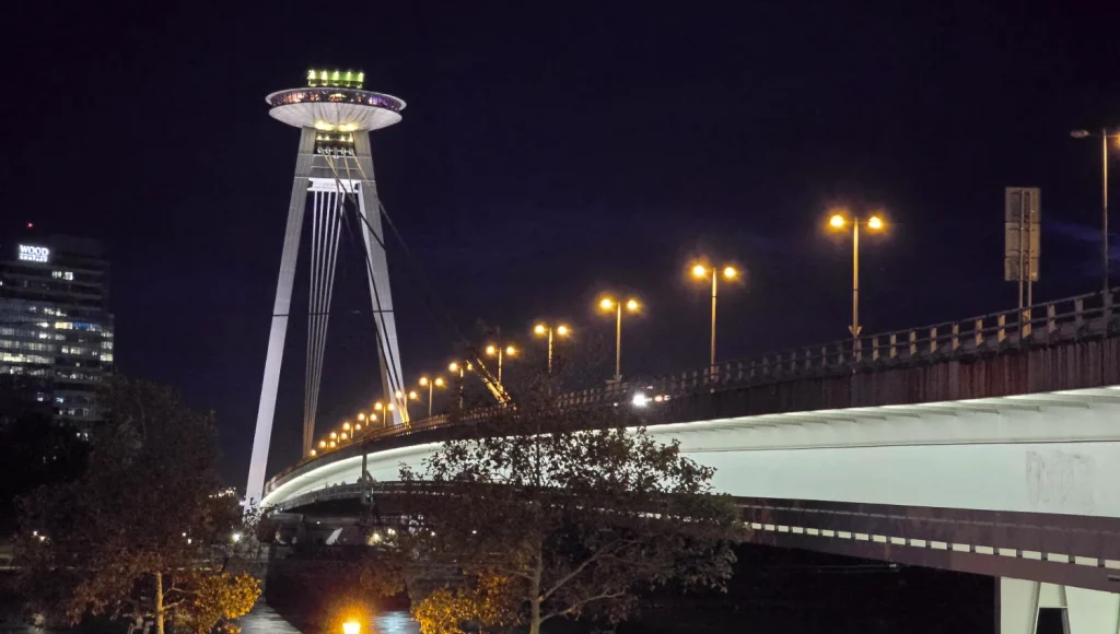 UFO-Observation-Deck-Bratislava