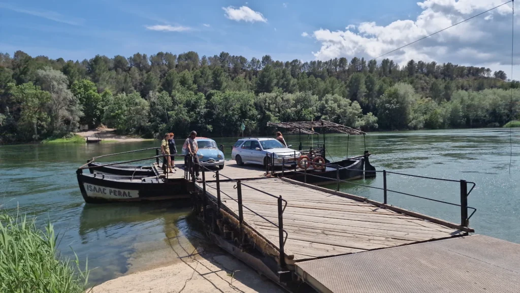 Paso-de-barca-Miravet