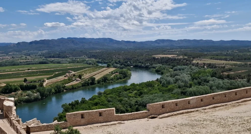 Vistas-desde-el-castillo-de-Miravet